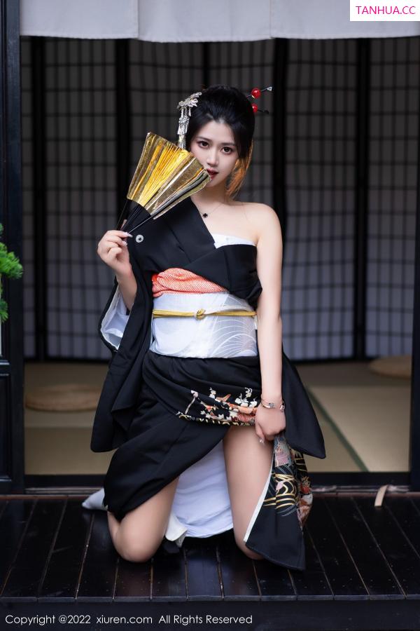 laura阿姣  [XiuRen]高清写真图 2022.11.30 No.5932 laura阿姣 和服美腿第30张图片